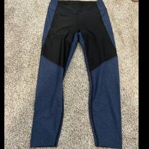 Outdoor Voices Leggings, Size small, Excellent condition